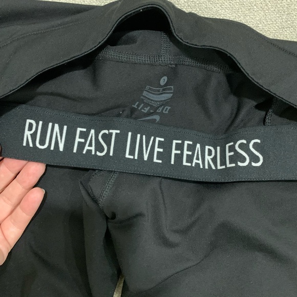 Nike Cropped Leggings sz L - Picture 2 of 4